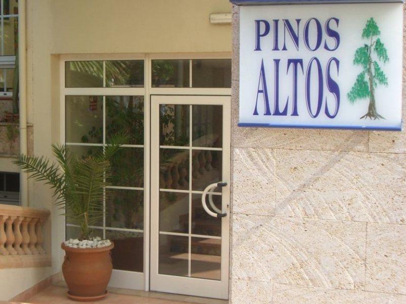 Pinos Altos Apartments Cala de Sant Vicenc Buitenkant foto